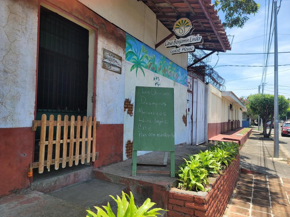 Casa Benjamin Linder Hotel Managua Exterior photo