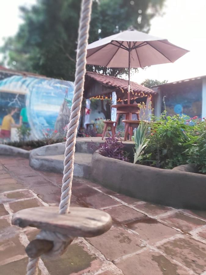 Casa Benjamin Linder Hotel Managua Exterior photo
