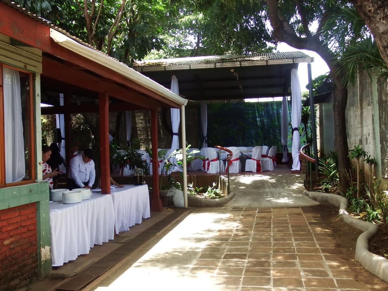 Casa Benjamin Linder Hotel Managua Exterior photo