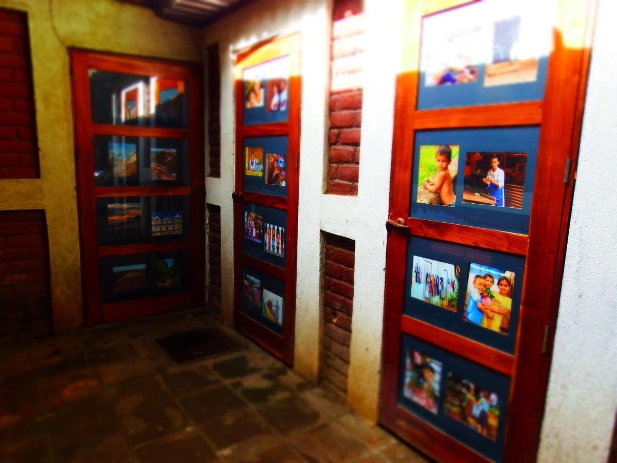Casa Benjamin Linder Hotel Managua Exterior photo